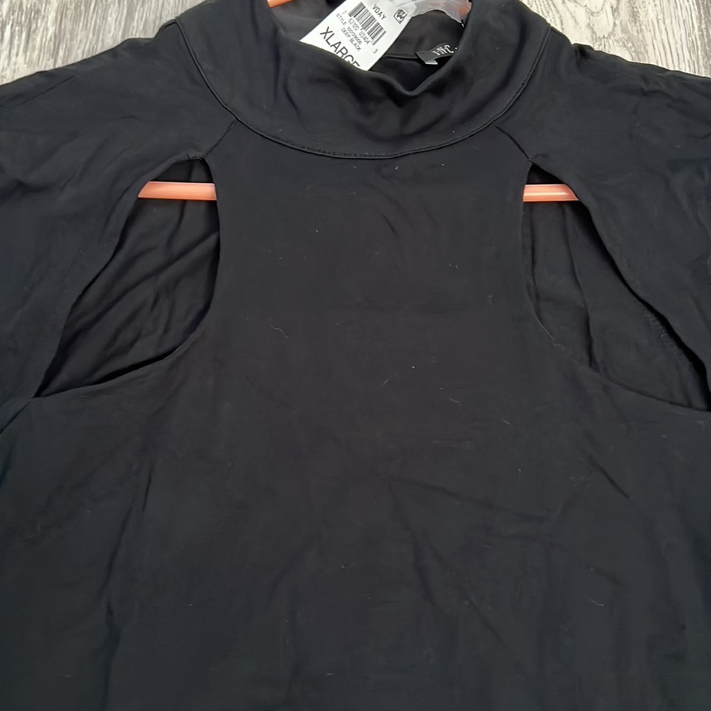 INC  NEW women’s shirt